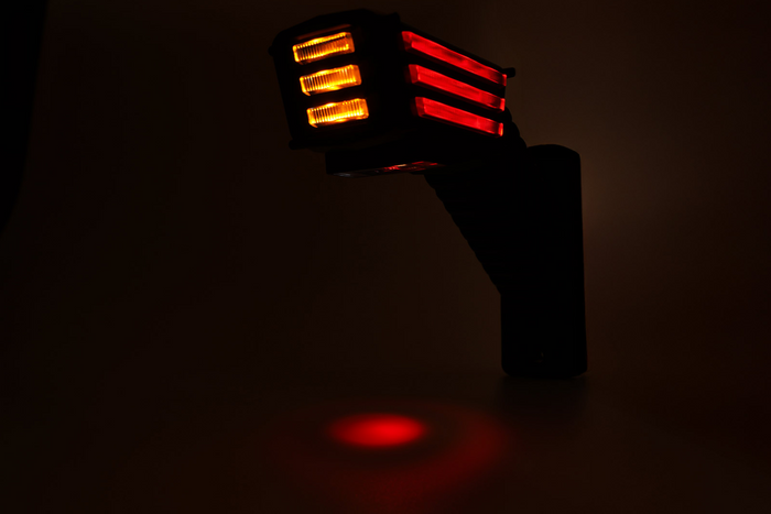 Feu de gabarit, position LED SPOT WAŚ 2554L W297.4.1, gauche, sur une flèche